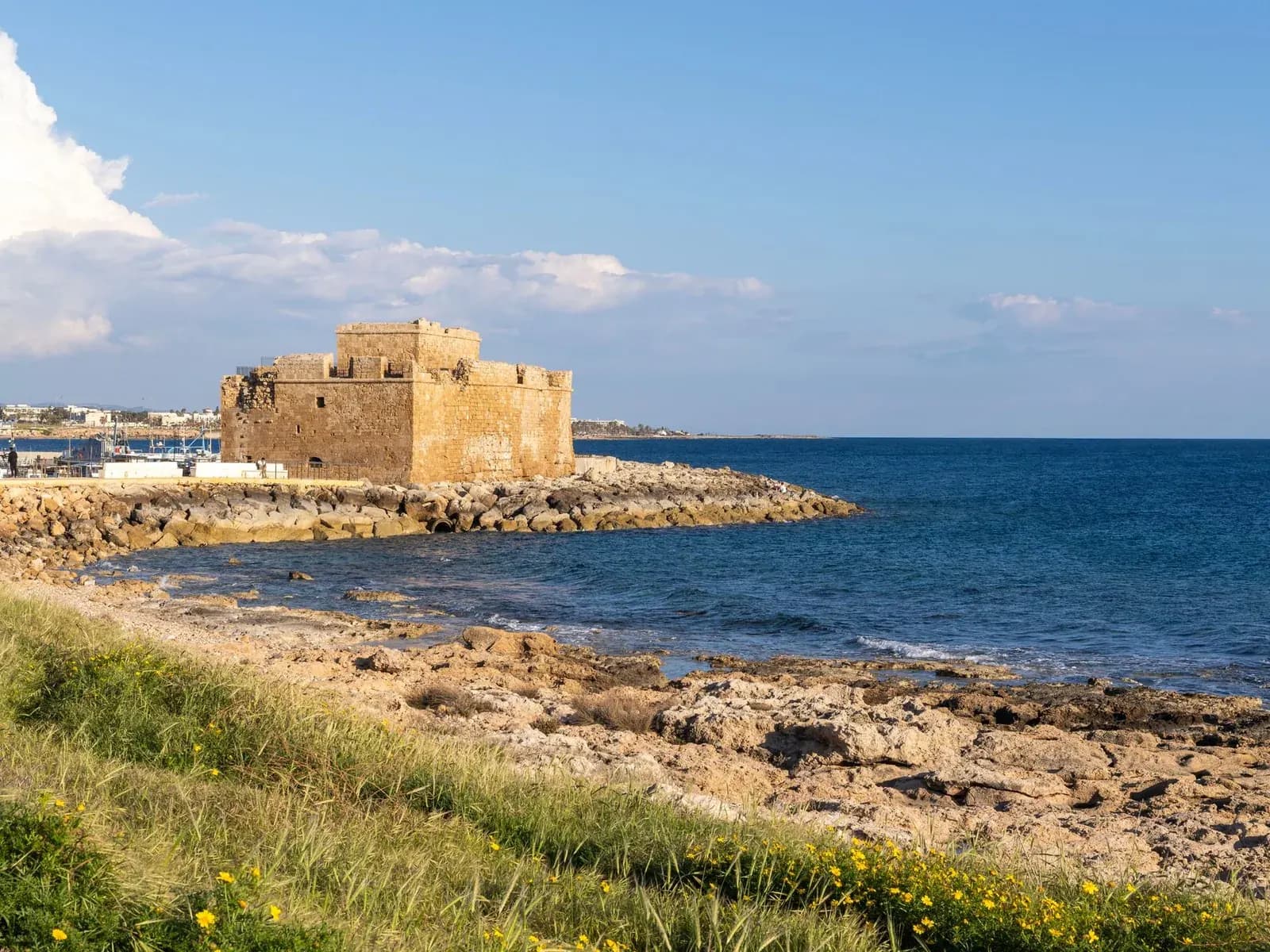 Château médiéval de Paphos sur le port, côte sud-ouest de Chypre